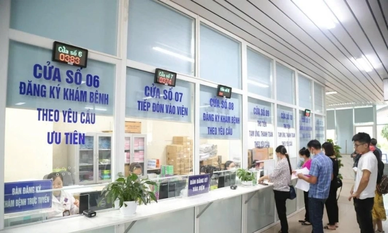 Kiến nghị khoán tiền khám bệnh cho người tham gia BHYT: Bộ Y tế phản hồi