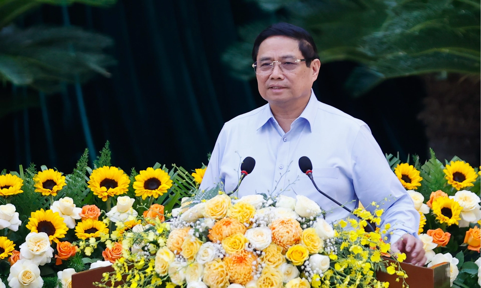 Thủ tướng: Tinh thần của tổ chức lại bộ máy là tạo không gian phát triển mới