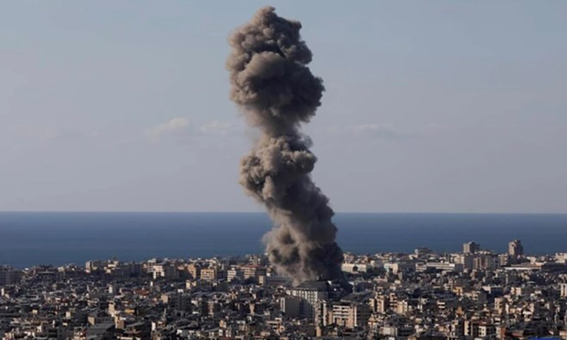 Israel không kích 15 cuộc vào các vị trí của Hezbollah