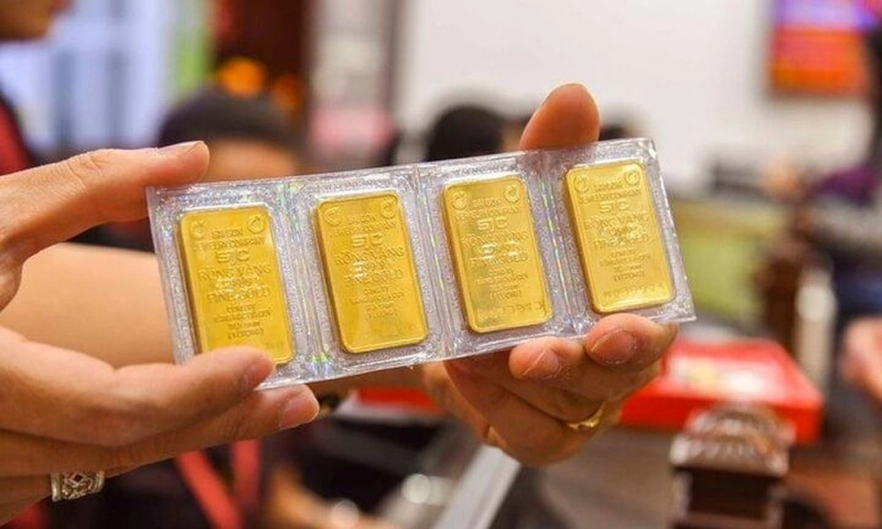 Giá vàng hạ nhiệt sau chuỗi tăng sốc, thị trường trong nước chững lại