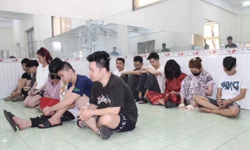 Công an TPHCM triệt phá hai nhóm tổ chức bay lắc tập thể