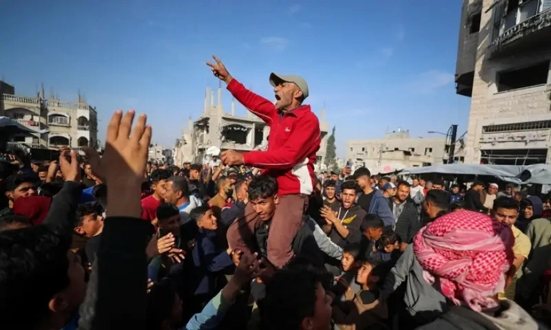 Người Palestine xuống đường phản đối Hamas và chiến tranh 