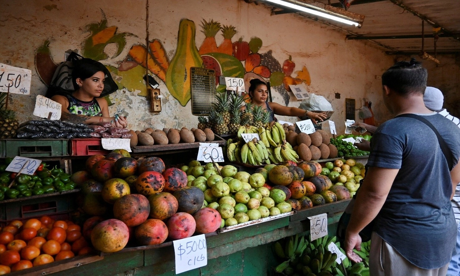 Cuba: Vận tải hàng hóa nội địa giảm mạnh, dấu hiệu khủng hoảng kinh tế trầm trọng