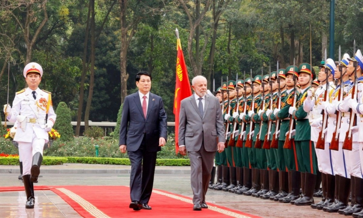 Chủ tịch nước Lương Cường chủ trì lễ đón Tổng thống Brazil thăm Việt Nam