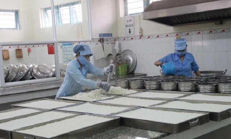 Điểm tin chiều 28/3: Làm rõ vụ 38 học sinh nghi ngờ bị ngộ độc thực phẩm ở TPHCM
