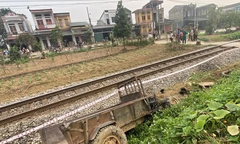 Yên Bái: Va chạm với tàu hỏa, một người tử vong