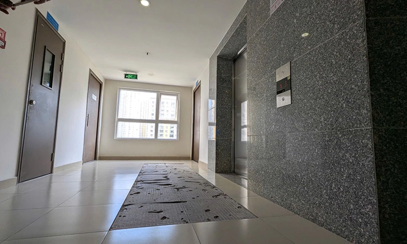 TPHCM: Nhiều căn hộ ở quận 8 bị nứt, bong gạch sau dư chấn động đất