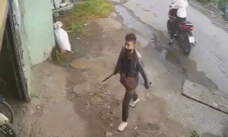 Làm rõ vụ một thanh niên cầm dao đe dọa người phụ nữ trong công ty ở TPHCM