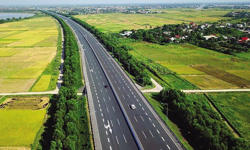 Bộ Xây dựng quyết tâm hoàn thành 3.000km cao tốc, đốc thúc tiến độ loạt dự án trọng điểm năm 2025