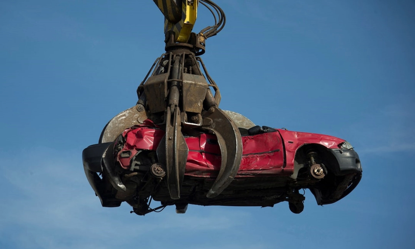 Nhiều hãng xe lớn bị EU phạt 495 triệu USD vì vi phạm chính sách tái chế xe