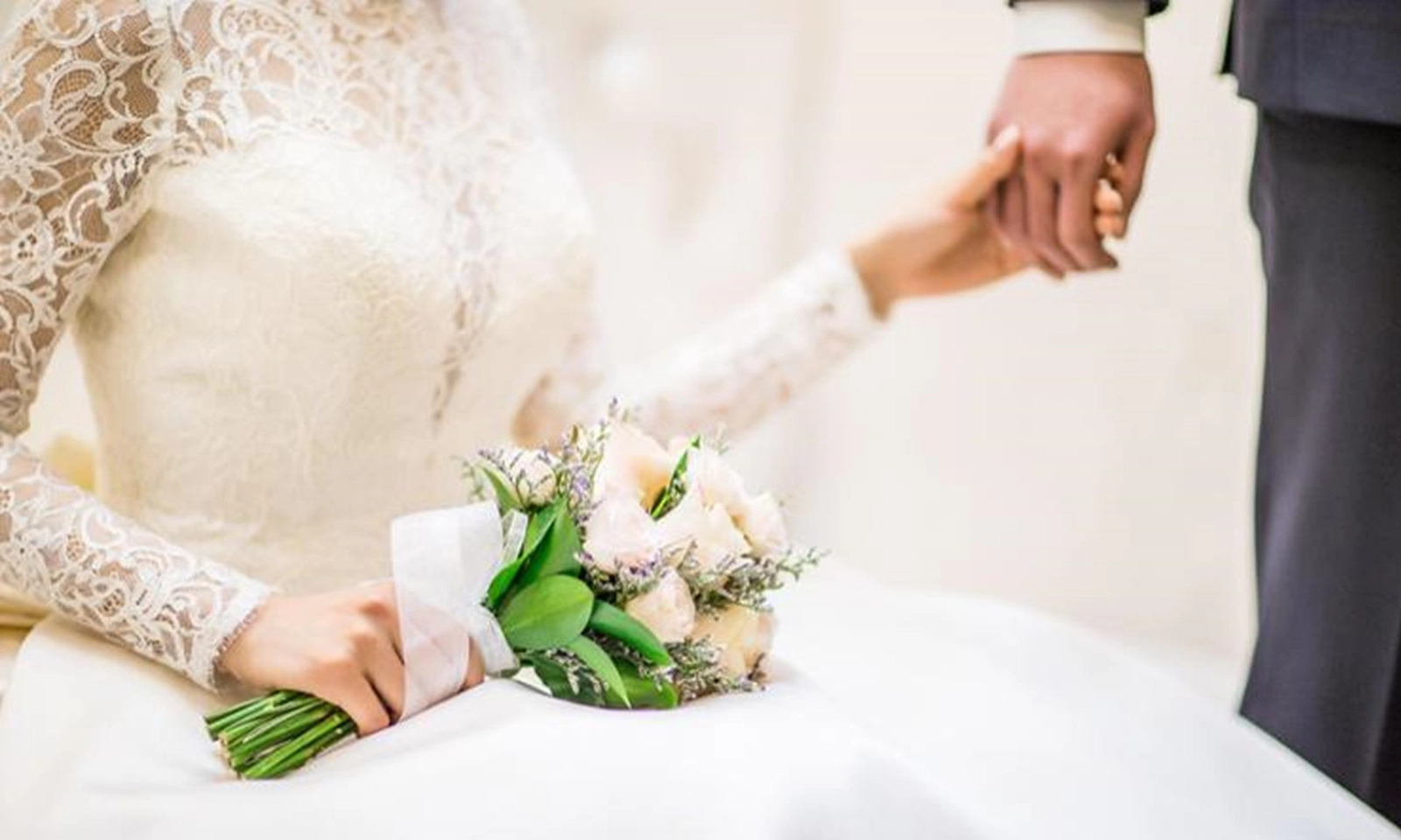 Nhiều cặp đôi Hàn Quốc tự tổ chức đám cưới do dịch vụ cưới quá đắt đỏ