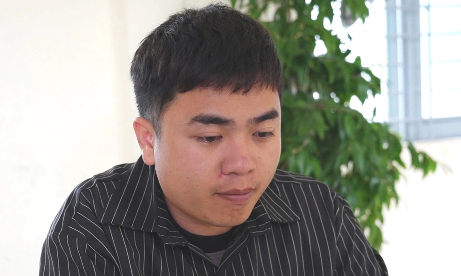 Bắt giữ nam thanh niên thuê nhà nghỉ để điều chế ma túy
