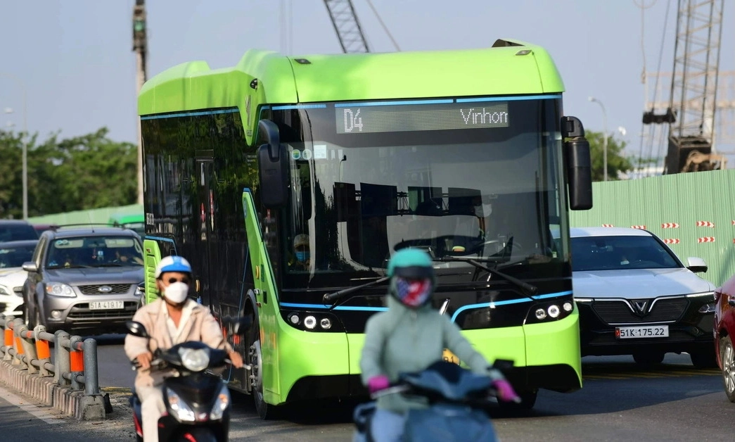 TPHCM đẩy mạnh phát triển xe buýt điện để giảm ô nhiễm