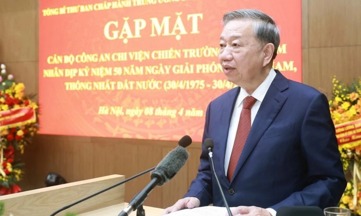 Tổng Bí thư: Kiên định mục tiêu 2025 tăng trưởng kinh tế đạt 8%