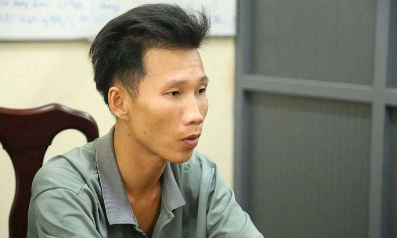 Bắt thanh niên mang súng khống chế đôi nam nữ vì ghen tuông