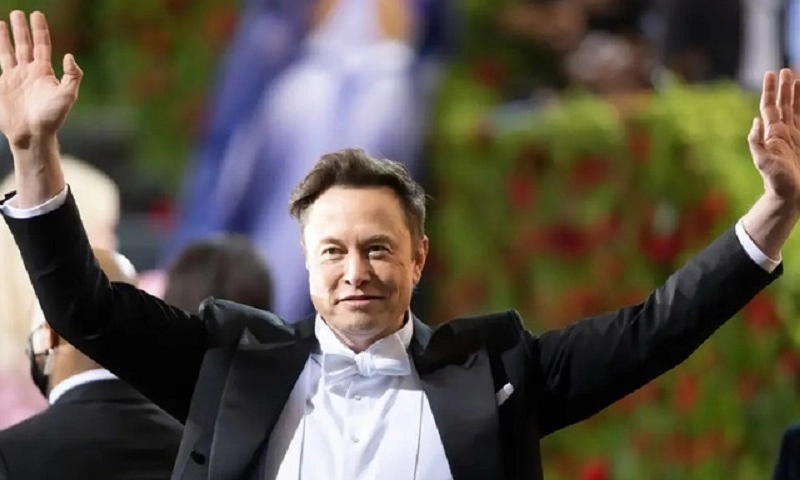 Elon Musk mất gần 135 tỷ USD vì cổ phiếu Tesla lao dốc