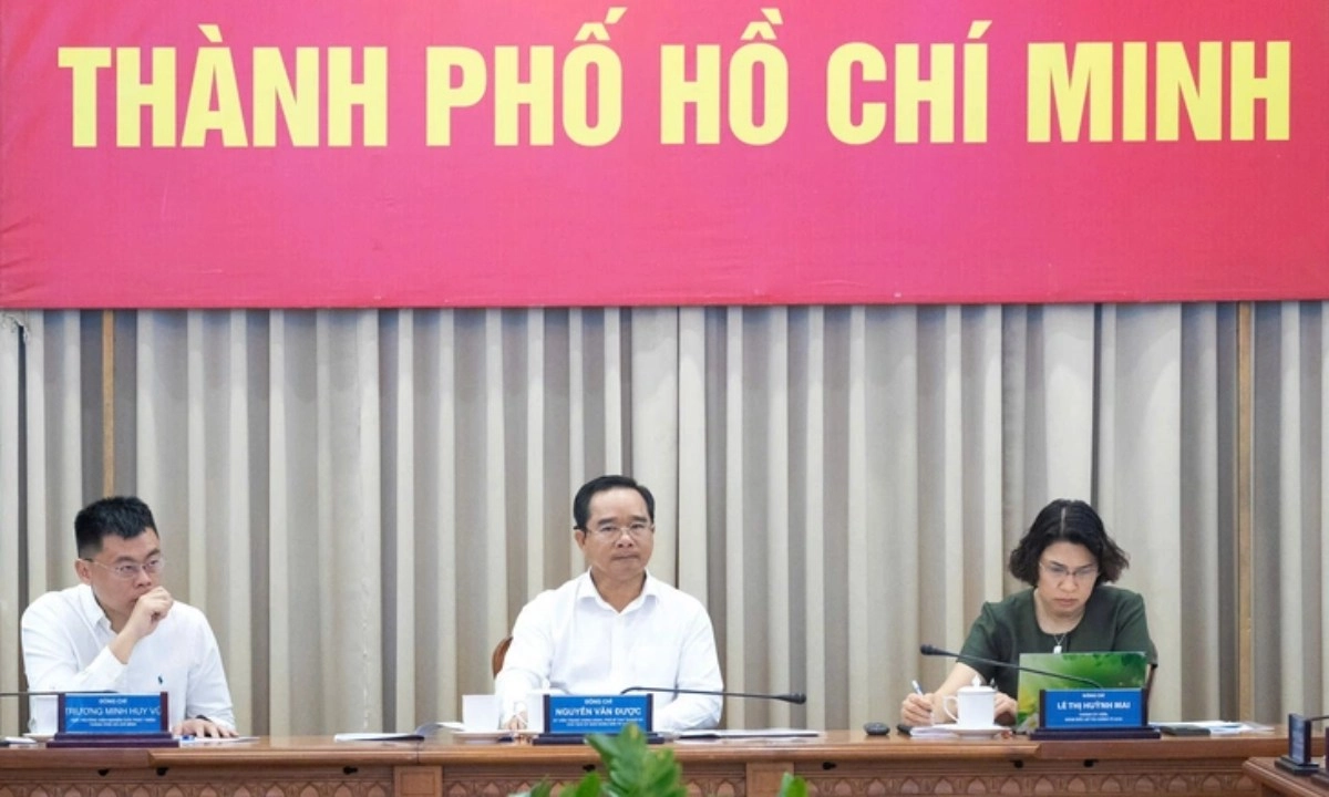 Chủ tịch TPHCM: Không hốt hoảng trước thuế quan mới, phải tìm cơ hội trong nguy nan