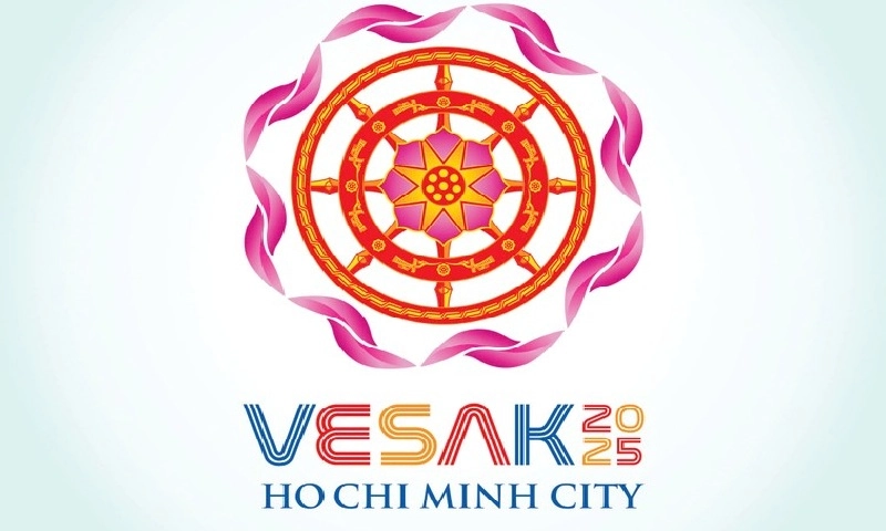 Xá lợi Đức Phật Thích Ca Mâu Ni được cung rước về TPHCM trong Đại lễ Vesak 2025