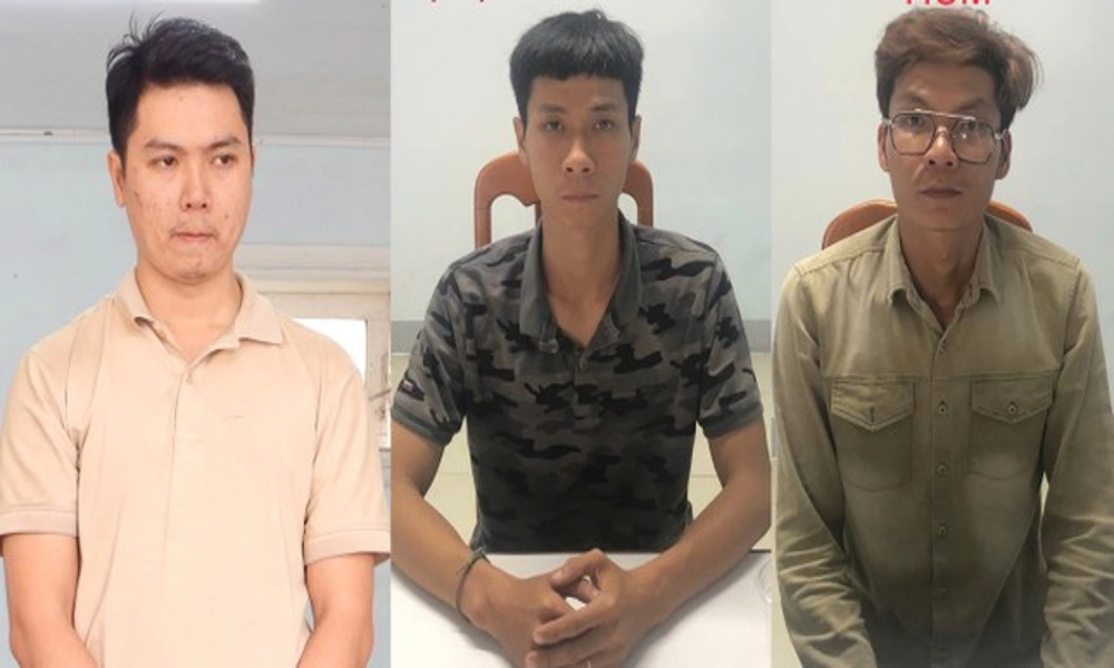 Triệt phá đường dây bán giấy tờ giả và vũ khí thô sơ quy mô toàn quốc