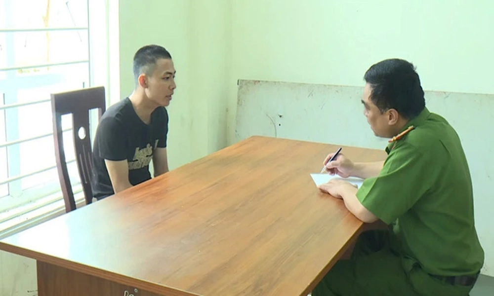 Bắt 2 đối tượng lừa bán người sang Myanmar làm việc 