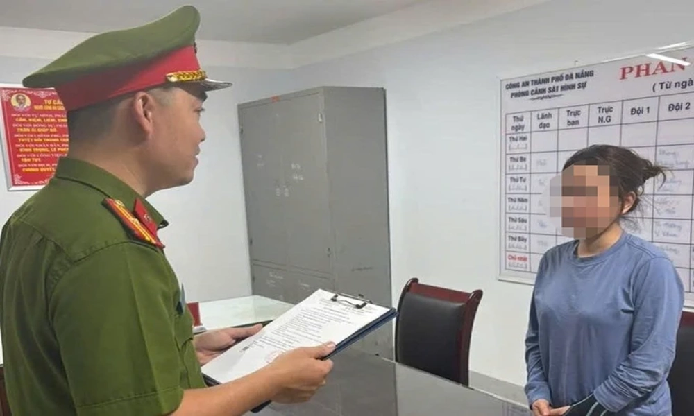 Triệt phá đường dây lừa đảo chuyển tiền quốc tế