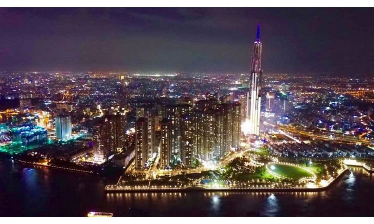 Điểm tin sáng 13/4: Việt Nam hơn 5.000 triệu phú trên 10 triệu USD|Giảm 80% học phí IELTS là giả mạo
