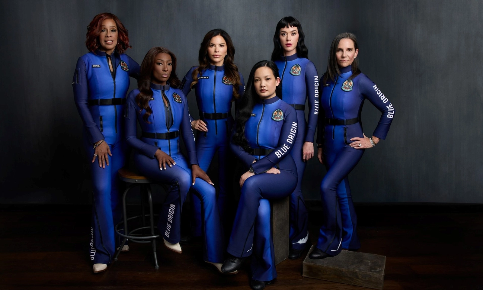 Một phụ nữ gốc Việt cùng ngôi sao nhạc pop Katy Perry bay vào vũ trụ