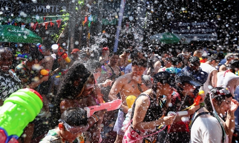 Người dân Thái Lan đón Tết cổ truyền Songkran