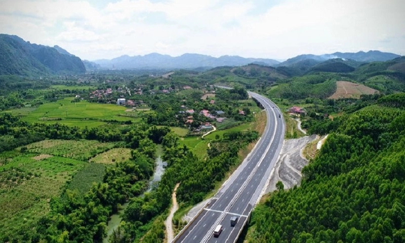 Đề xuất thu phí 5 tuyến cao tốc do Nhà nước đầu tư trong 7 năm tới