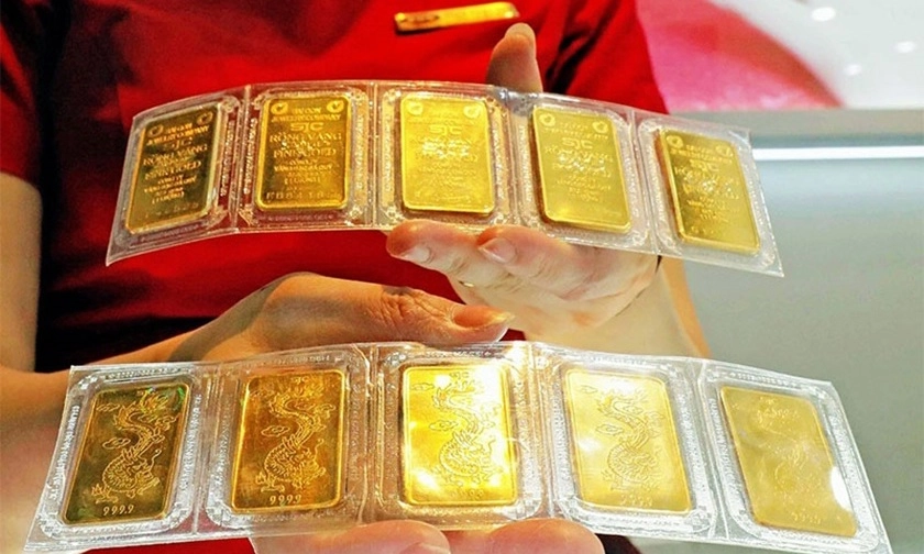 Giá vàng trong nước tăng phi mã, vượt mốc 110 triệu đồng
