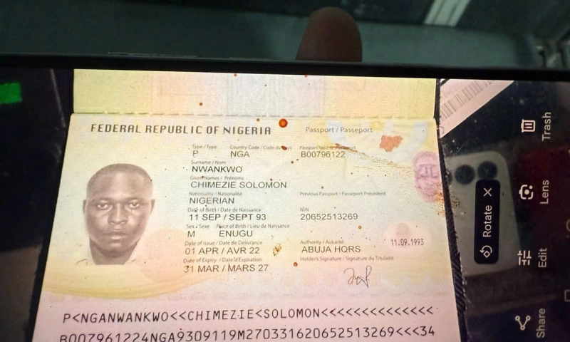 Công an TPHCM truy tìm người đàn ông Nigeria tự gây tai nạn rồi bỏ lại xe ở quận 12