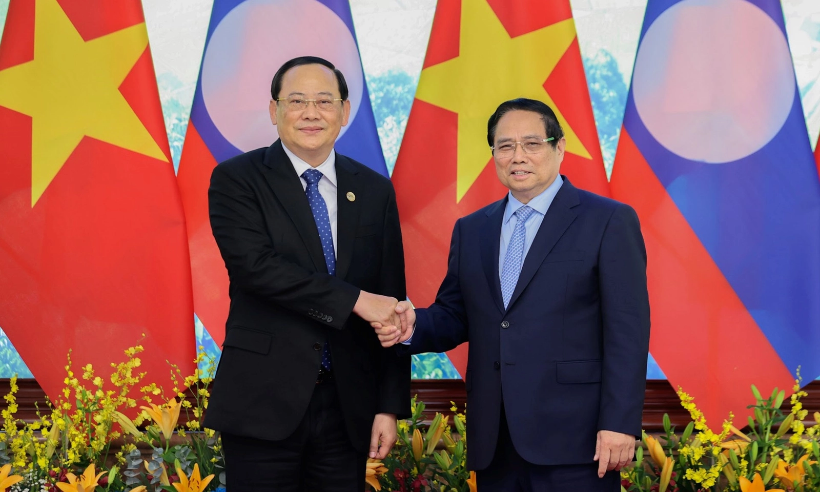 Việt Nam - Lào hướng tới kim ngạch thương mại song phương đạt 5 tỷ USD