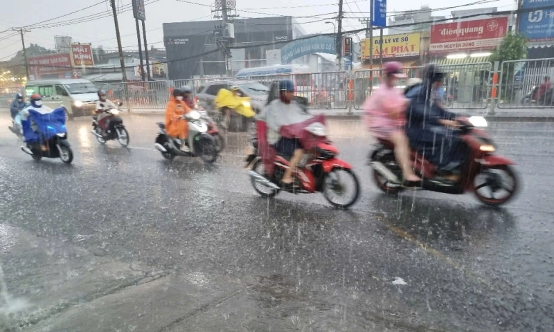 Biển Đông sắp đón bão, cảnh báo thời tiết cực đoan diện rộng