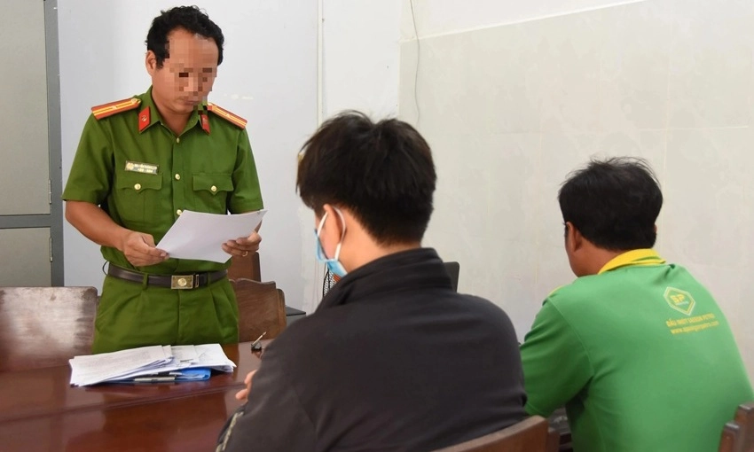 Tiền Giang: Xét xử vụ cha giao xe cho con lái gây tai nạn chết người