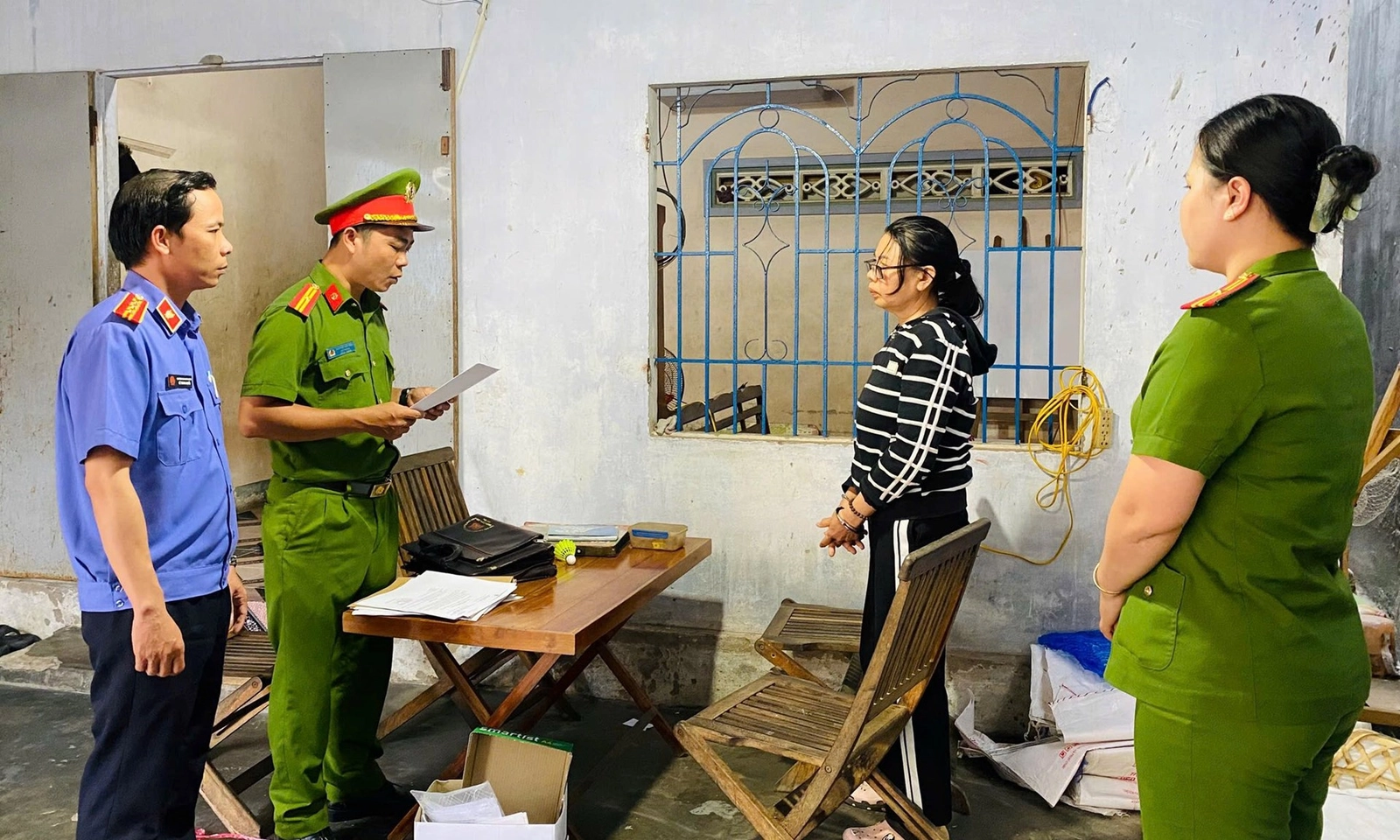 Bắt tạm giam chủ huê lừa đảo chiếm đoạt tiền huê