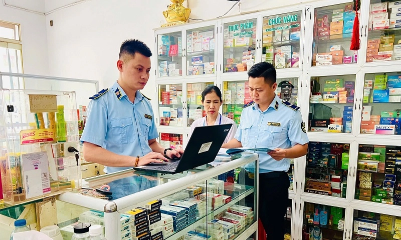 Cảnh báo thủ đoạn mới: Trộn thuốc giả với thuốc thật 