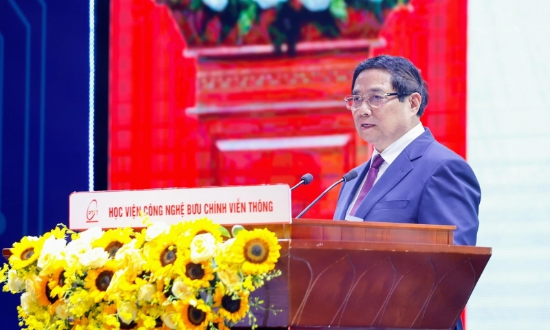 Thủ tướng kêu gọi toàn dân thi đua sáng tạo, số hóa
