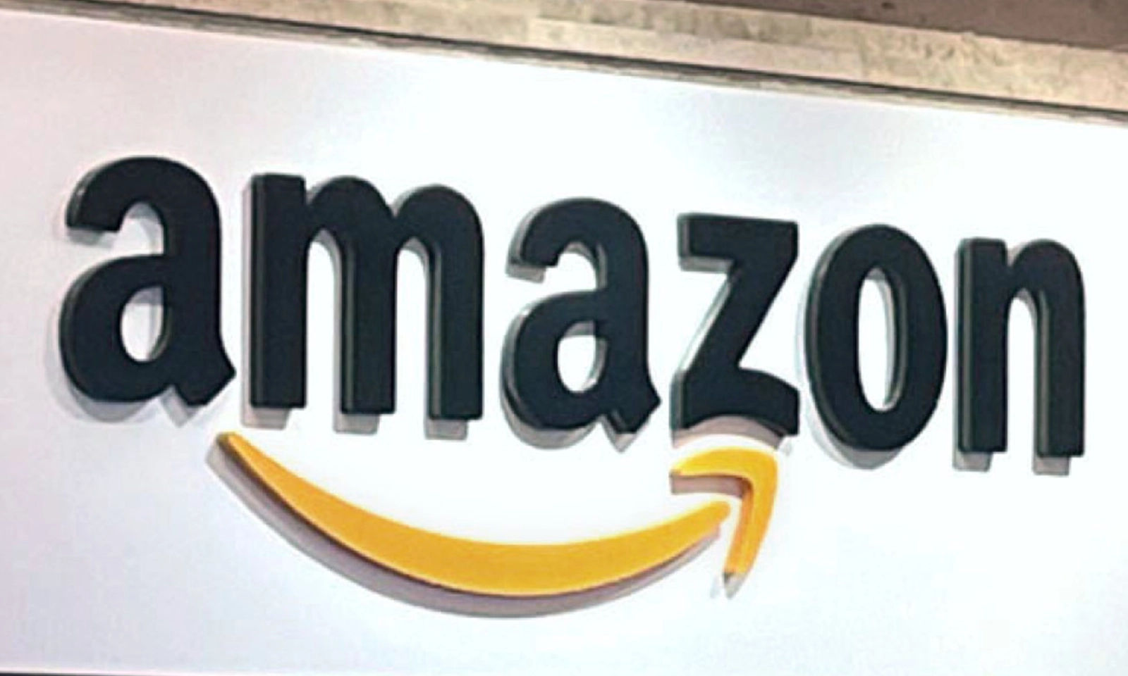 Amazon Nhật Bản bị phạt hơn 6 tỷ đồng vì cho phép bán hàng giả