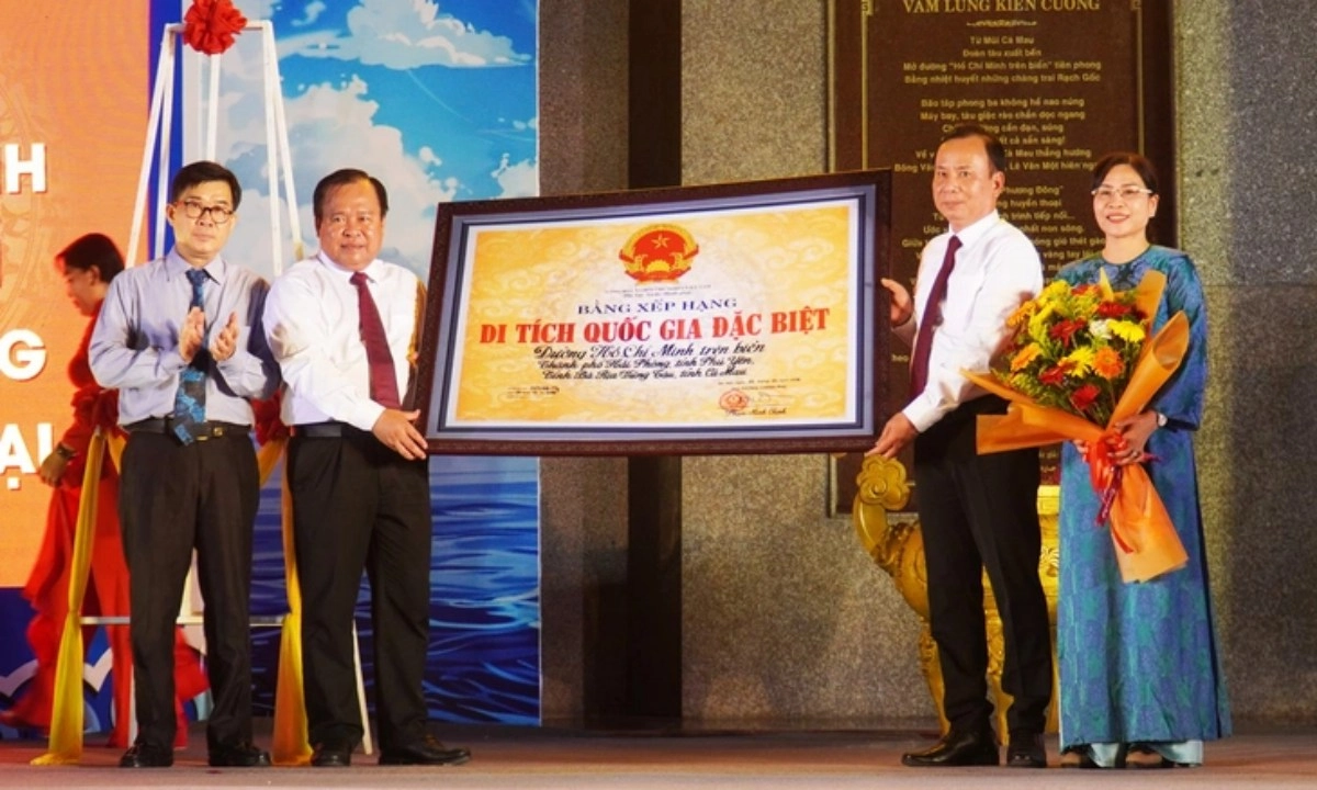 Điểm tin sáng 25/4: Đường Hồ Chí Minh trên biển là di tích quốc gia đặc biệt