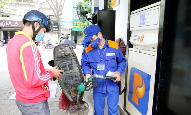 Giá xăng dầu sẽ điều chỉnh vào 5/5 