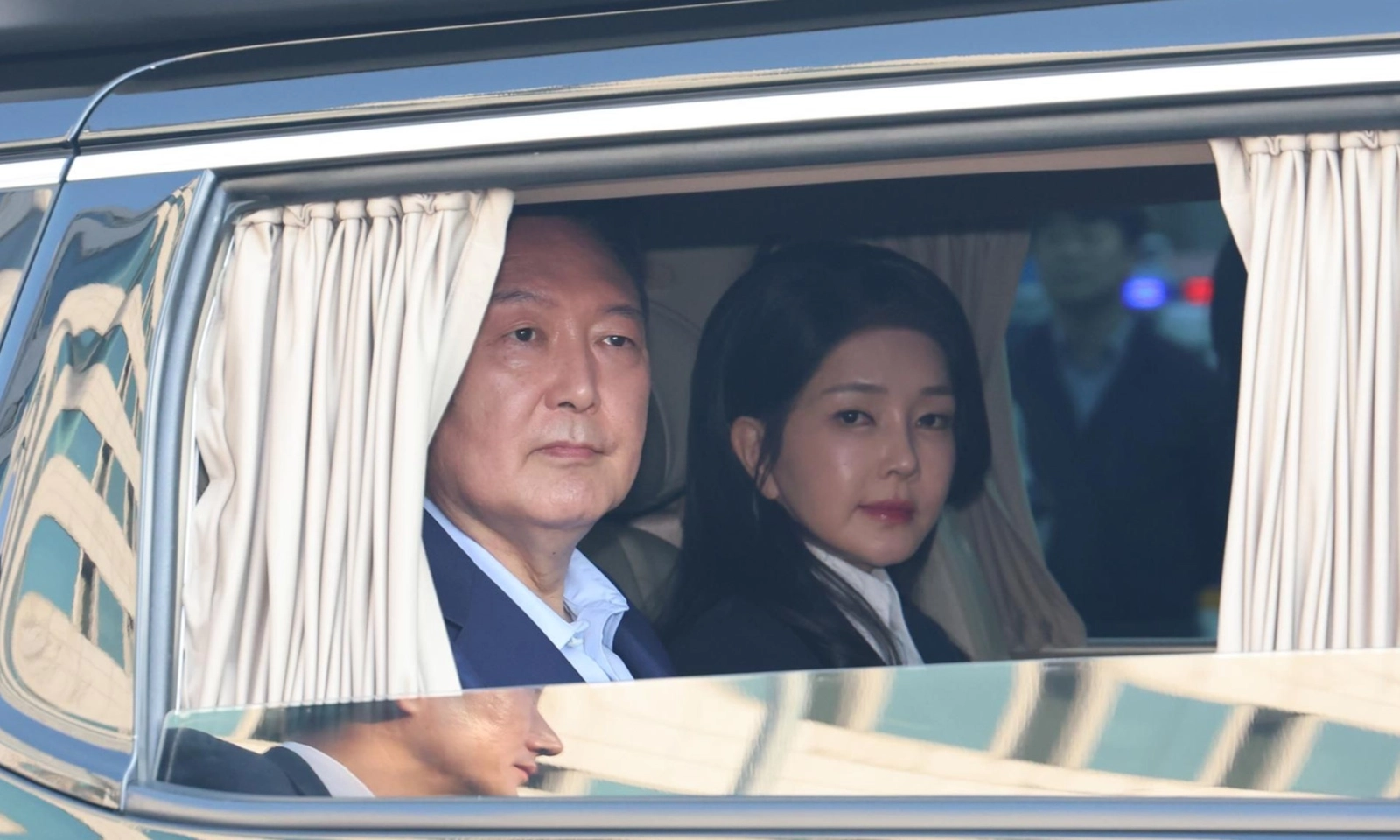 Khám nhà cựu Tổng thống Yoon Suk Yeol để tìm bằng chứng liên quan đến pháp sư