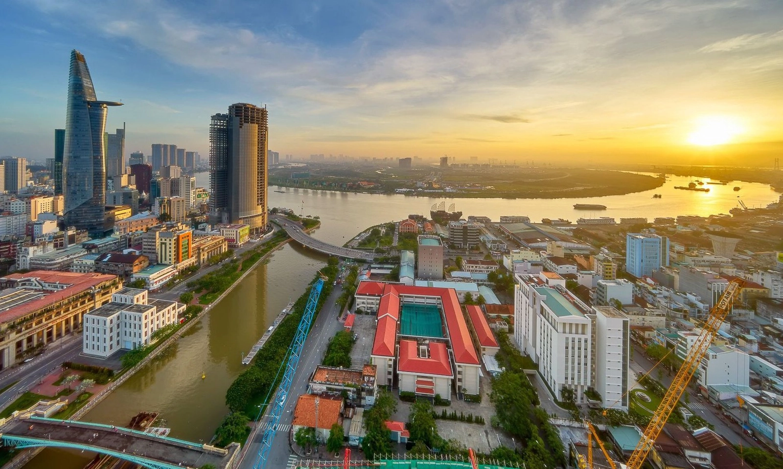 Việt Nam thuộc nhóm 20 nền kinh tế hàng đầu về thương mại và thu hút đầu tư nước ngoài