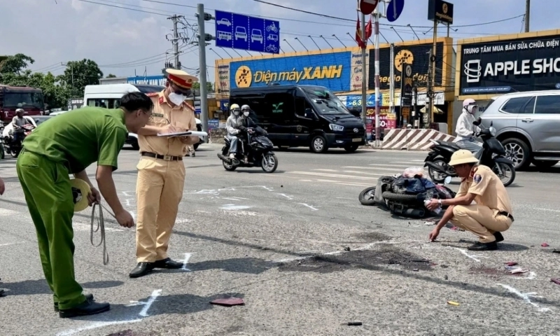 Hai người tử vong trong tai nạn nghiêm trọng trên Quốc lộ 51 