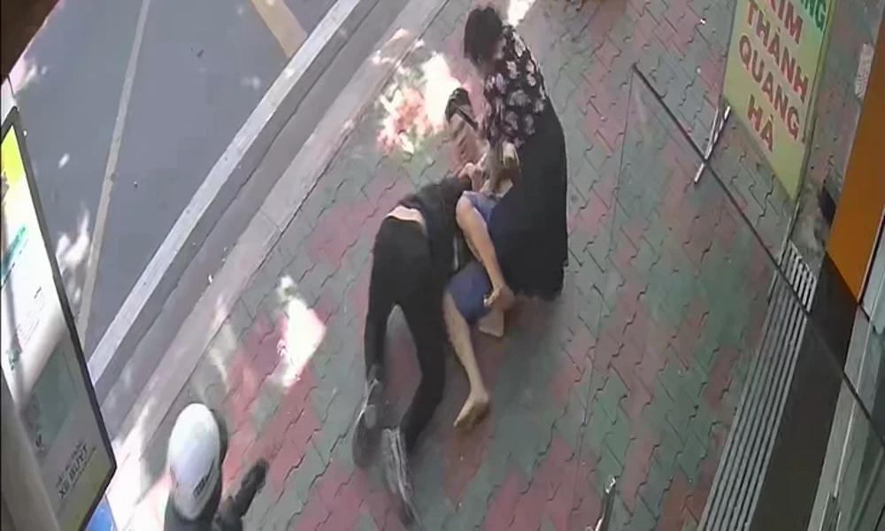 Vụ cướp tiệm vàng ở Hóc Môn: Truy bắt hai anh em ruột trong 5 giờ 