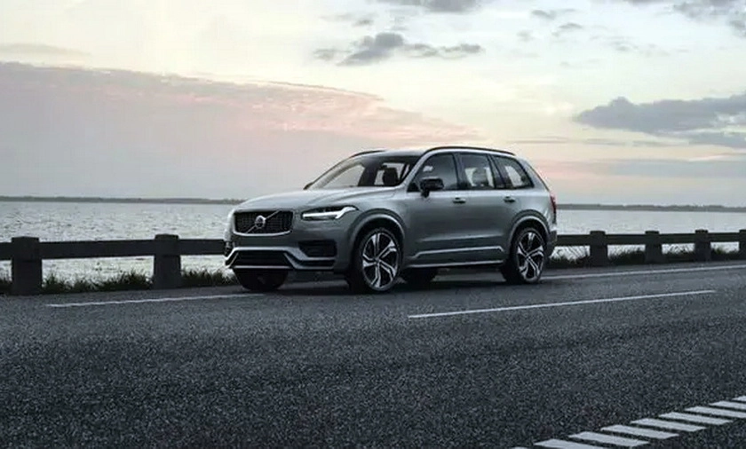 Volvo triệu hồi gần 454.000 xe tại Bắc Mỹ do lỗi camera lùi