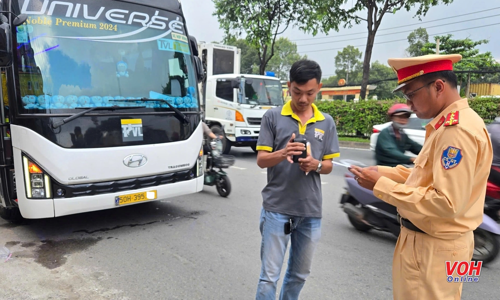TPHCM: Phát hiện nhiều tài xế vi phạm quy định lắp đặt camera hành trình