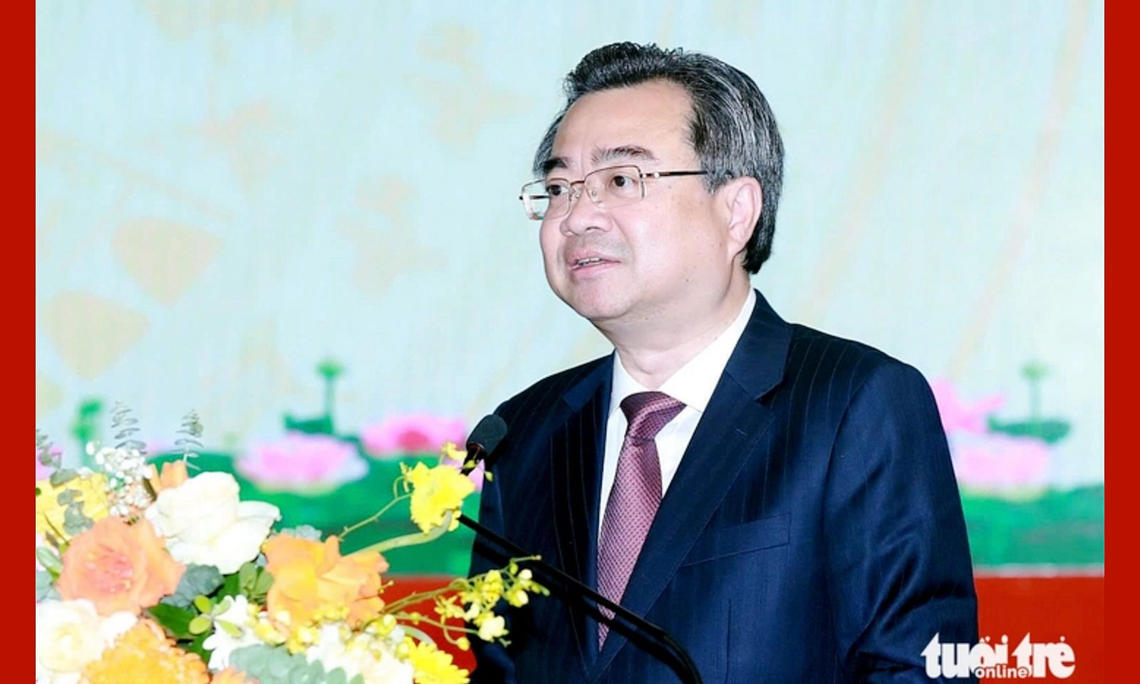 TPHCM đi trước, về đích trước  