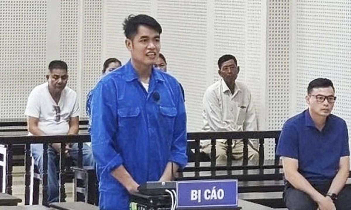 Bị từ chối hàn gắn, người đàn ông sát hại vợ cũ