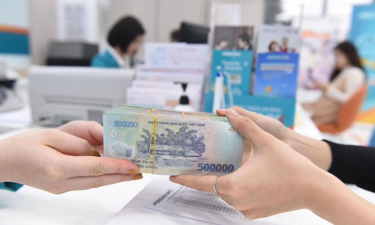 Chính phủ bổ sung gần 15.000 tỷ chi trả cho cán bộ sau tinh giản