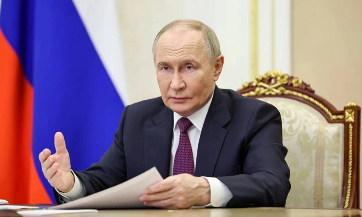 Ông Putin tuyên bố thiết lập vùng đệm an ninh dọc biên giới Ukraine